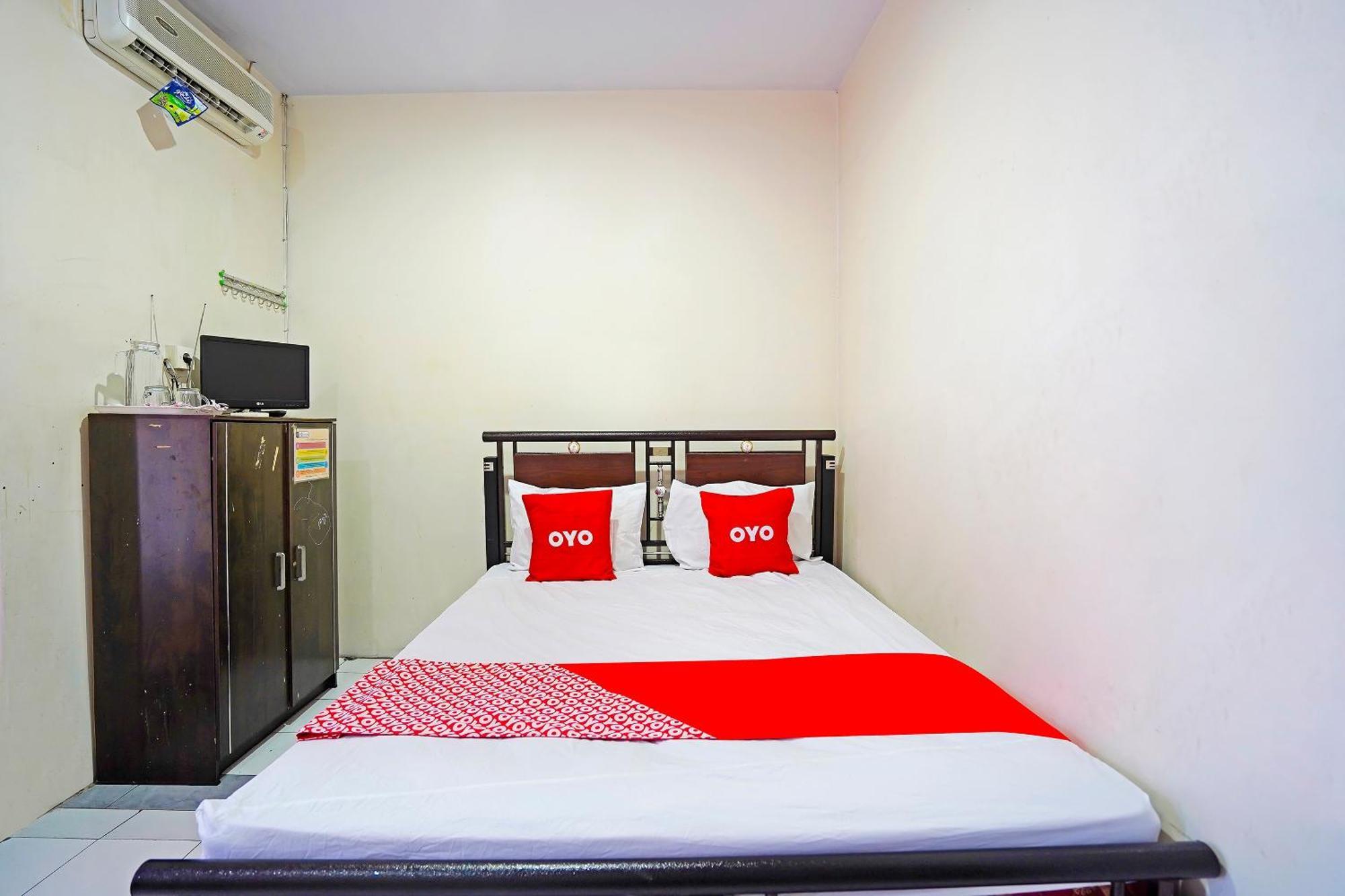 Oyo 91415 De Wijaya Hotel Sidoarjo Eksteriør bilde